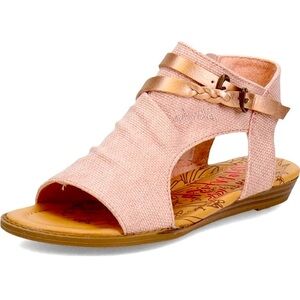 COPY - NWT IN BOX Blowfish Malibu sandal size 9 T